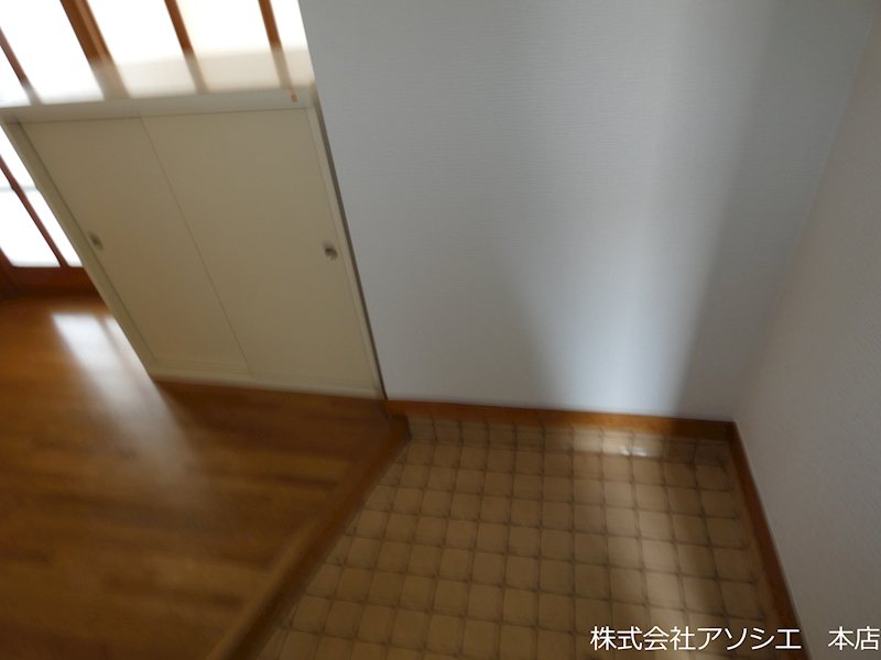 アイリス高栄 玄関