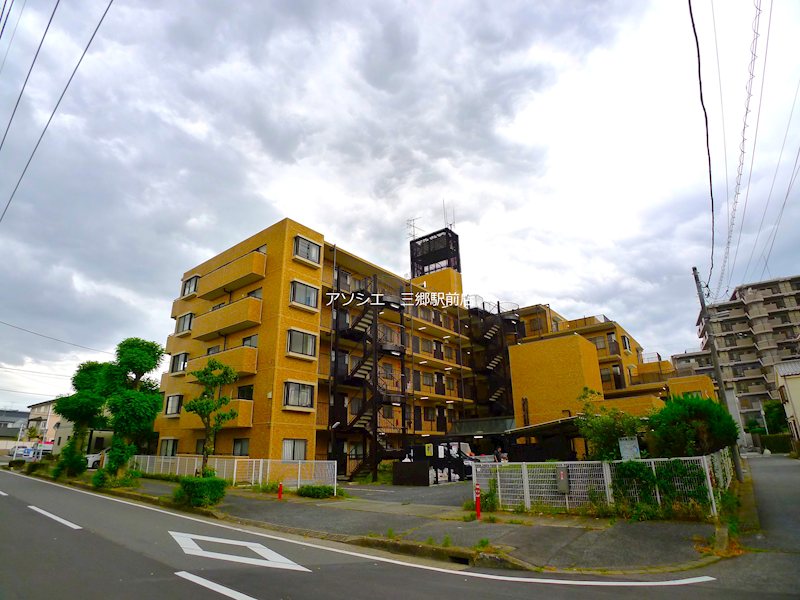 ISM三郷 外観