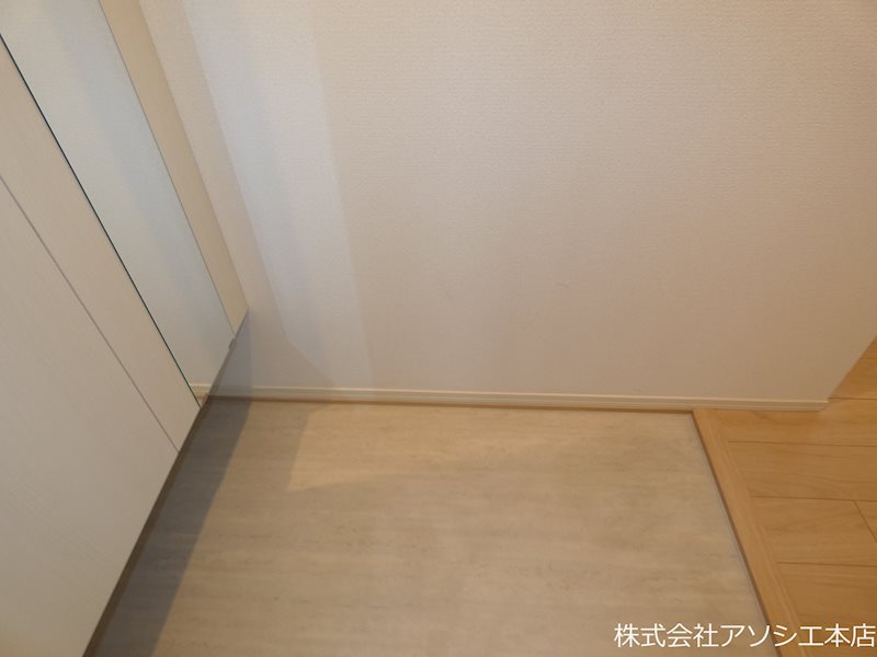 ゴールドバストラル　X 玄関