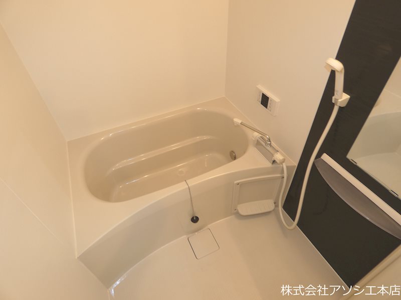 ゴールドバストラル　X 風呂画像