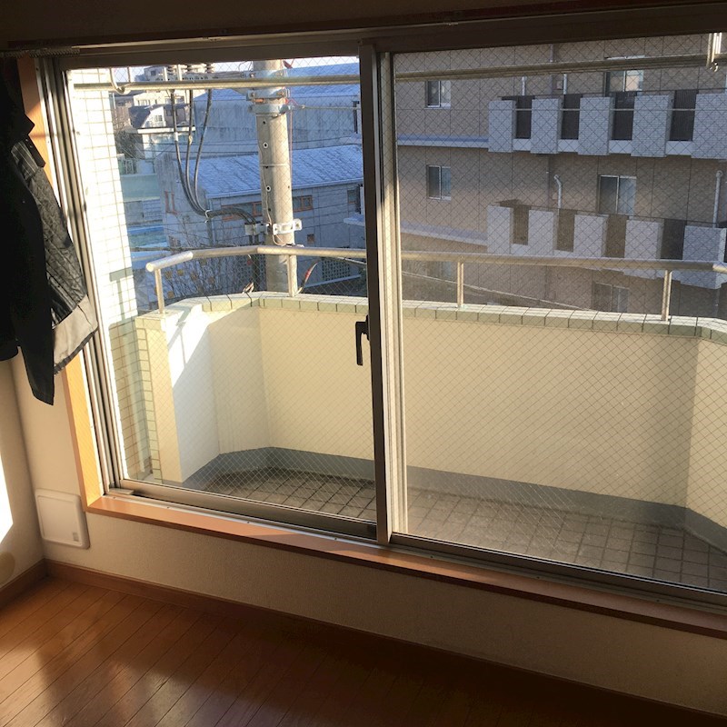 メゾン千歳 玄関