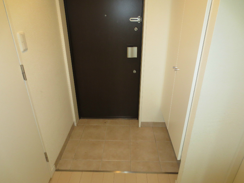 ベル・ソレイユ 玄関