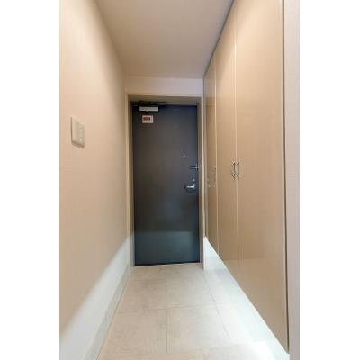 クラッサ成城 玄関