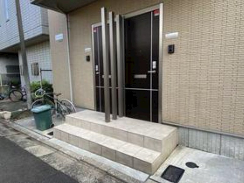 プライムテラス経堂 玄関