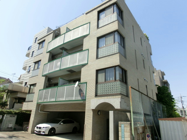 ベルデュール経堂 301号室 外観