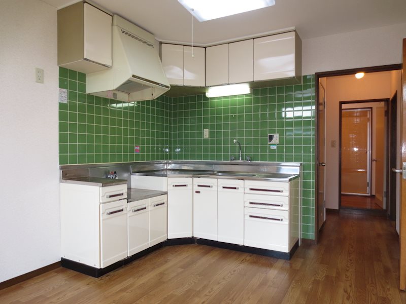 フリューゲルハイム キッチン