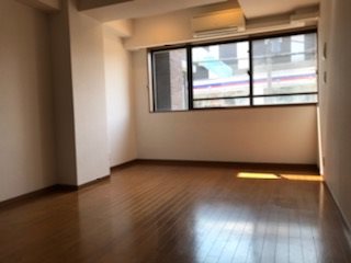 クールセリシエ 玄関