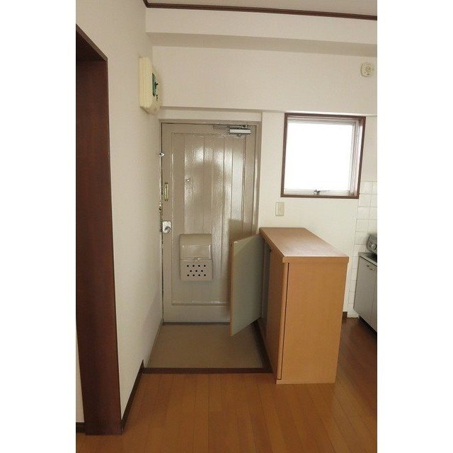 丸元マンション 玄関