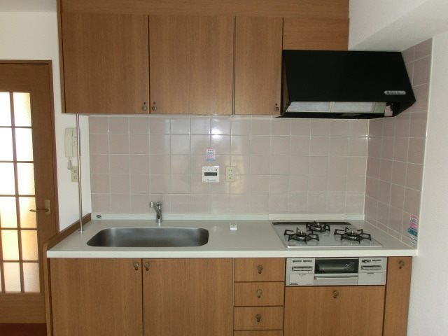 ハイエスト桜丘 キッチン