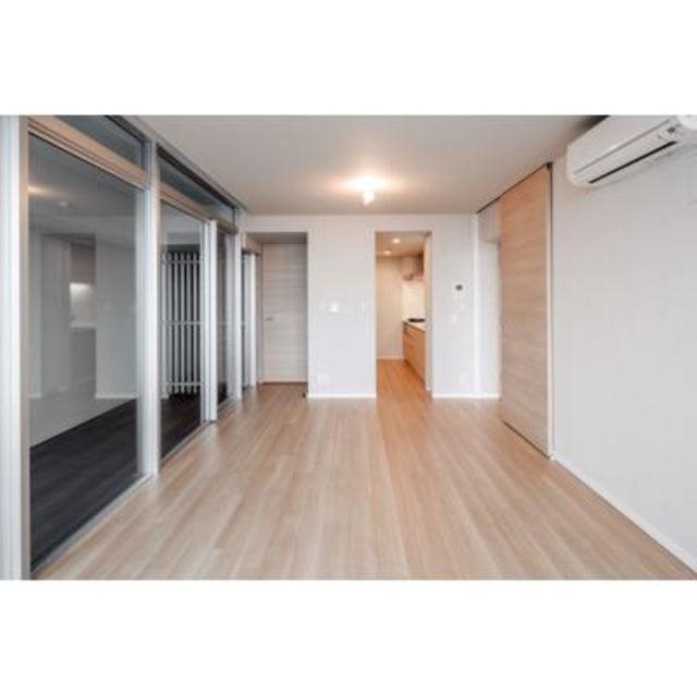 ガーデニエール砧ＷＥＳＴ リビング