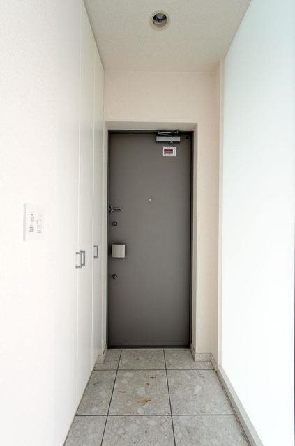 ガーデニエール砧レジデンス 玄関