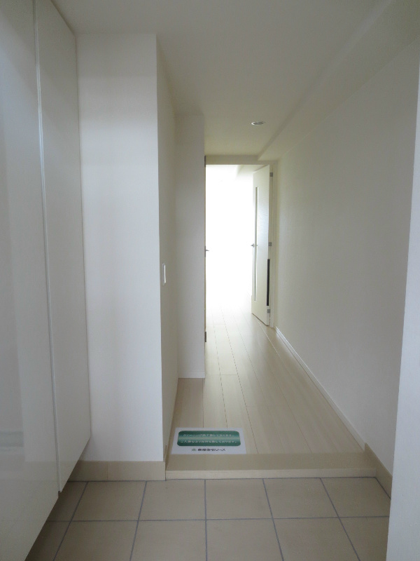 アンビエンテ経堂 玄関