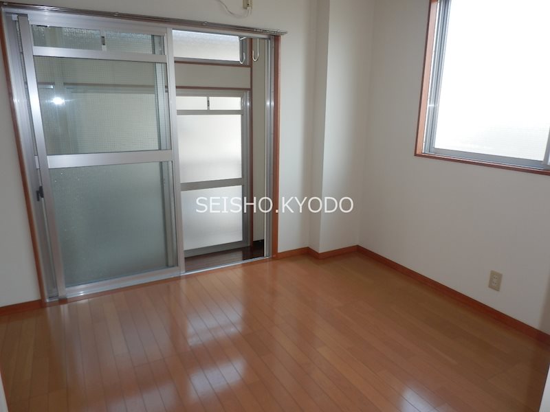 ダイナカビル ベランダ