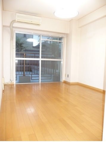 ソーワ豪徳寺マンション ベッドルーム