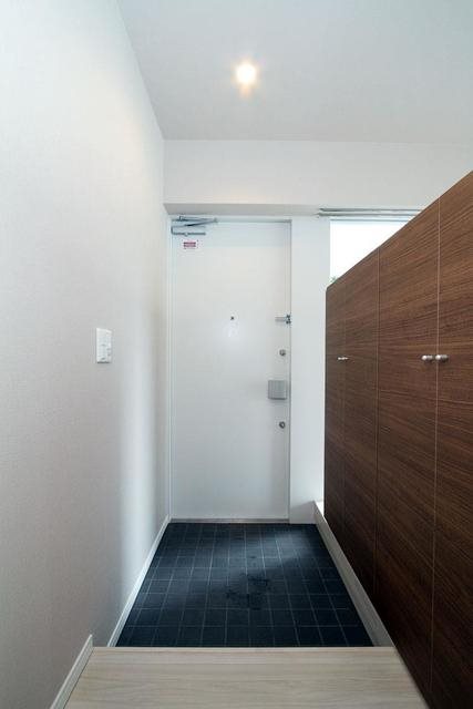 ガーデニエール砧ＷＥＳＴ 玄関