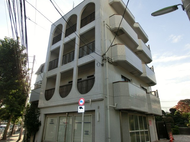 番場ビル 401号室 外観