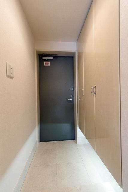 クラッサ成城 玄関