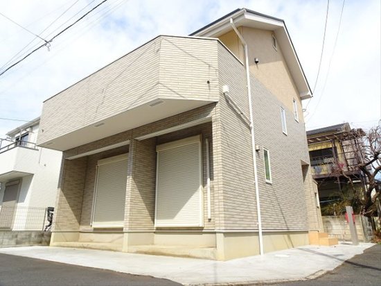 中和泉戸建１ 外観