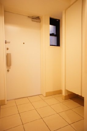 アンビエンテ経堂 玄関