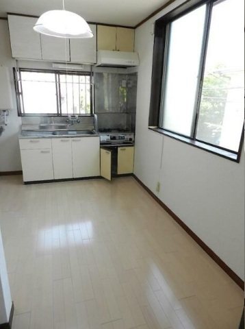 コーポサンライズ リビング