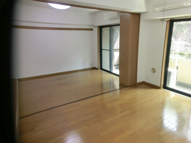 カルム参番館 ベッドルーム