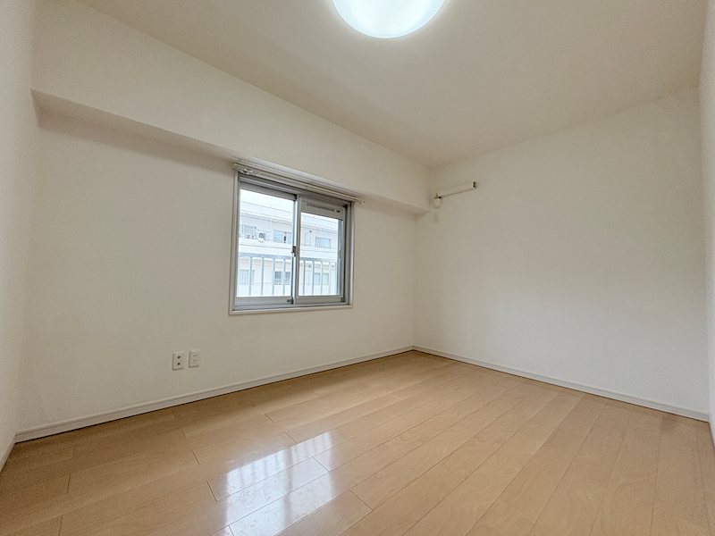 上町マンション ベッドルーム