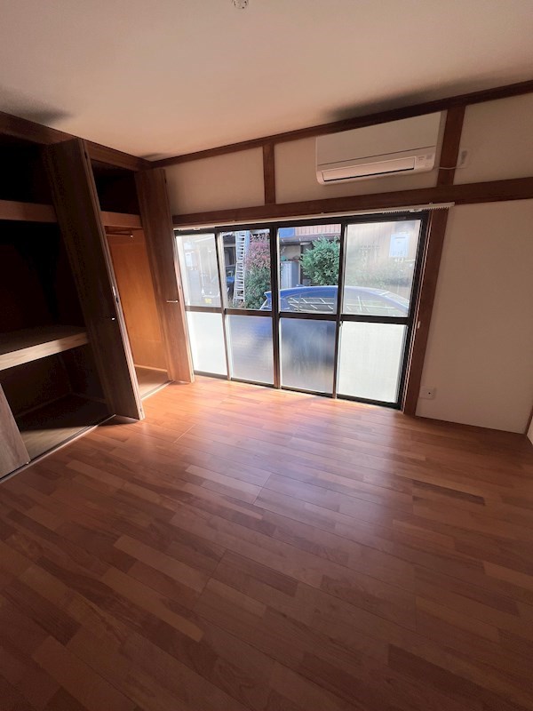 千歳台5丁目戸建 玄関