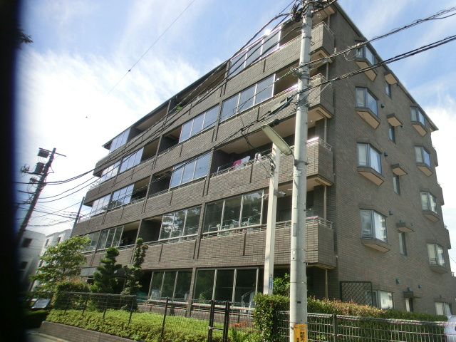 カルム参番館 204号室 外観