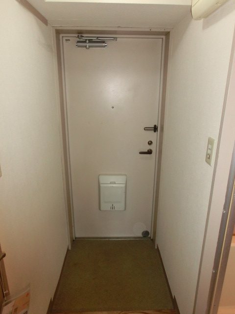 チェリーヒルズ 玄関