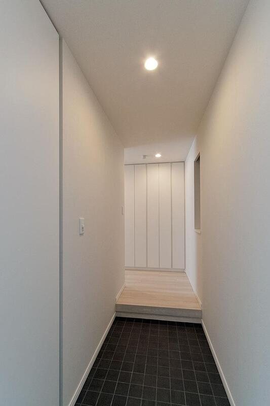 ガーデニエール砧ＷＥＳＴ 玄関