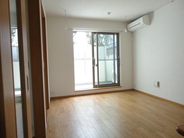 パラディ成城 リビング