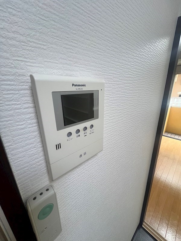 ｆ3 ベッドルーム