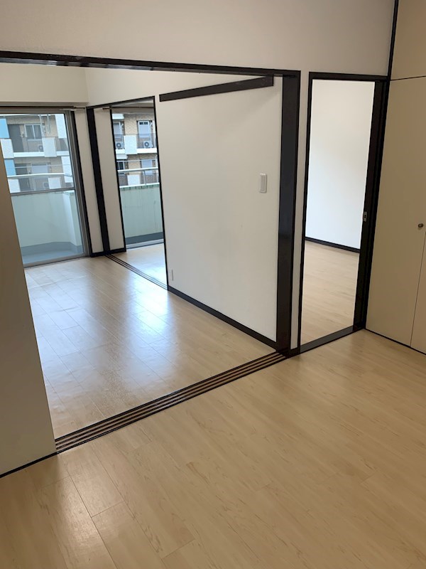 メゾン千歳 玄関