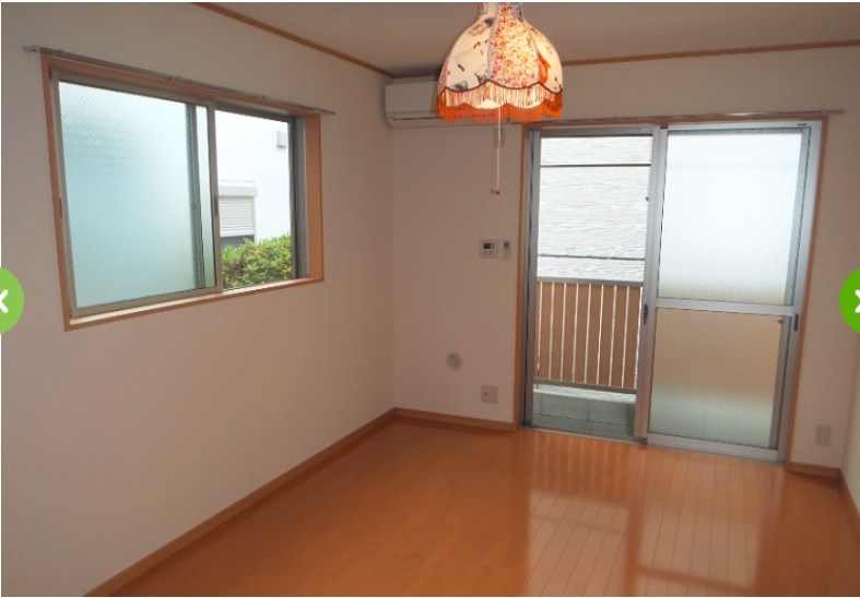 プラムハウス 玄関