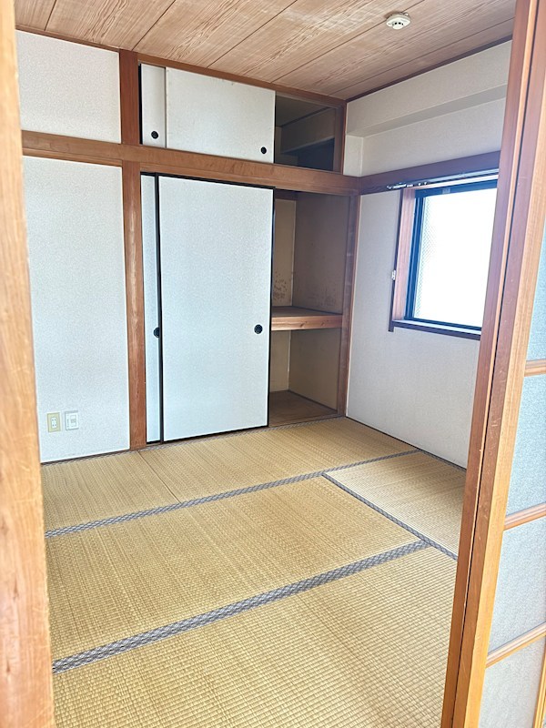 山田ビル  ベッドルーム