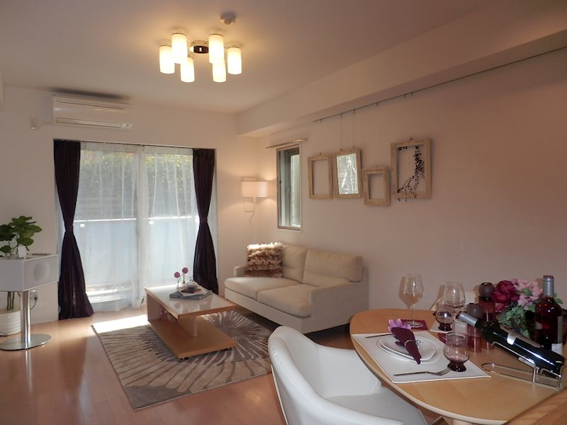 ガーデン千歳船橋 リビング