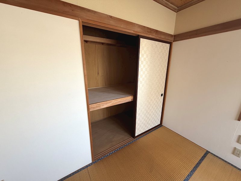 昭和町戸建て 収納