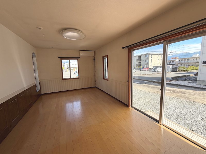 昭和町戸建て リビング