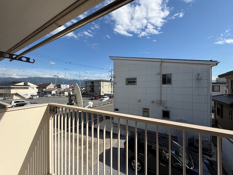 昭和町戸建て ベランダ