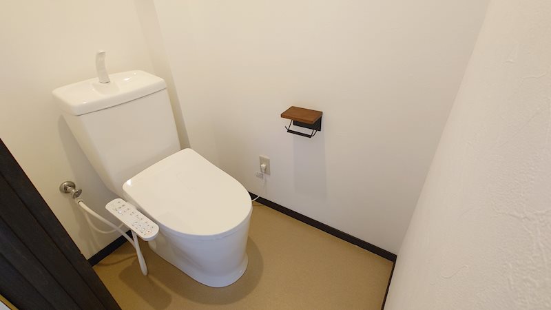 中央三丁目戸建て トイレ