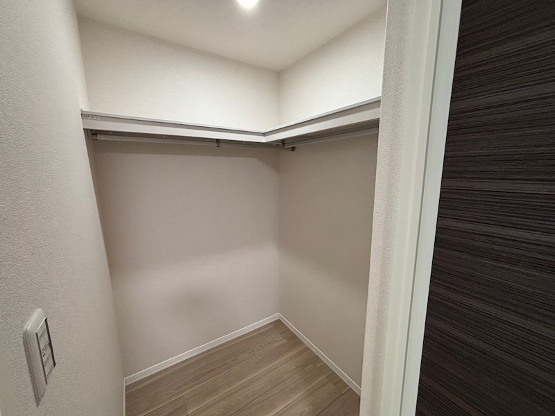山梨県韮崎市若宮３丁目 収納