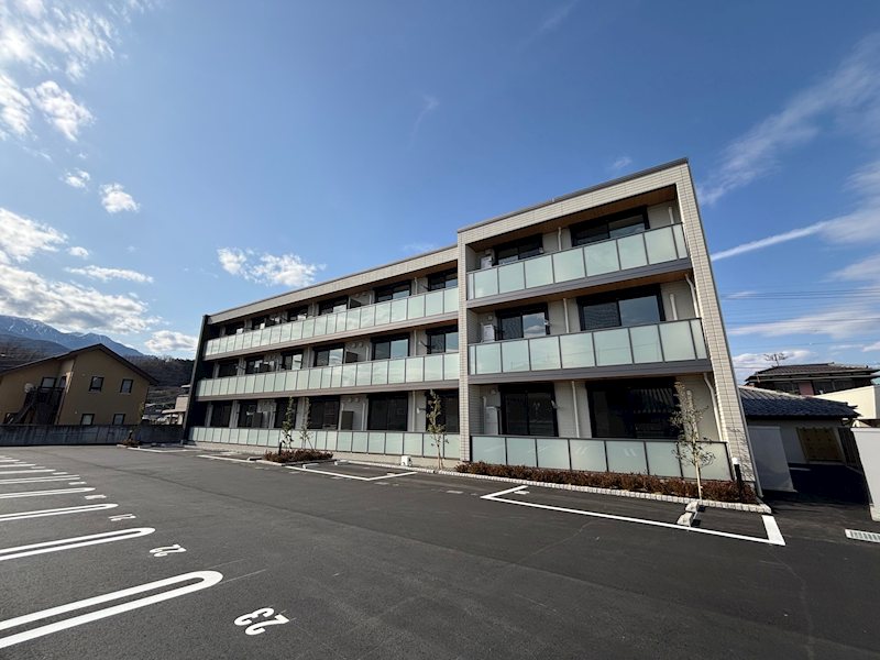 山梨県韮崎市若宮３丁目 外観