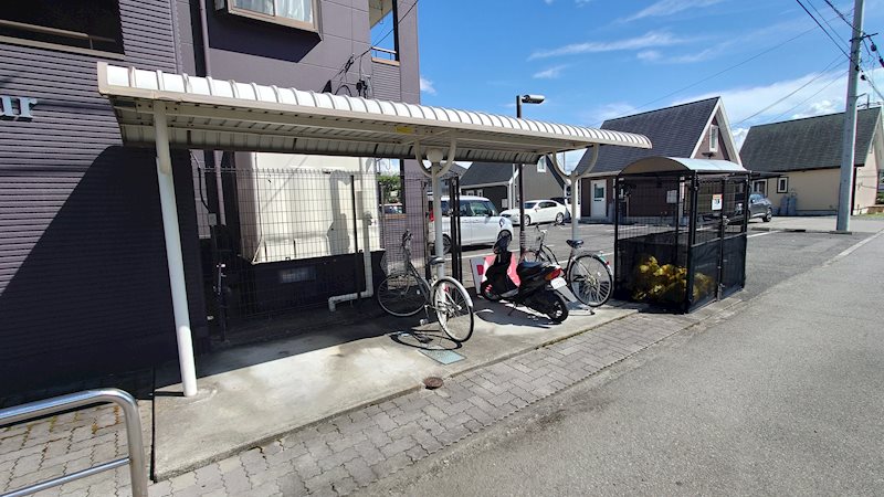山梨県甲府市貢川本町 その他