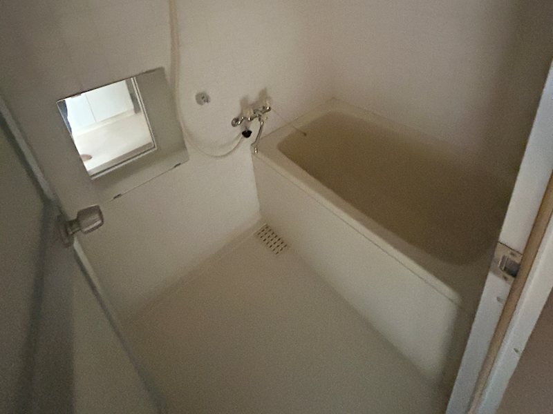 山梨県中巨摩郡昭和町清水新居 風呂画像