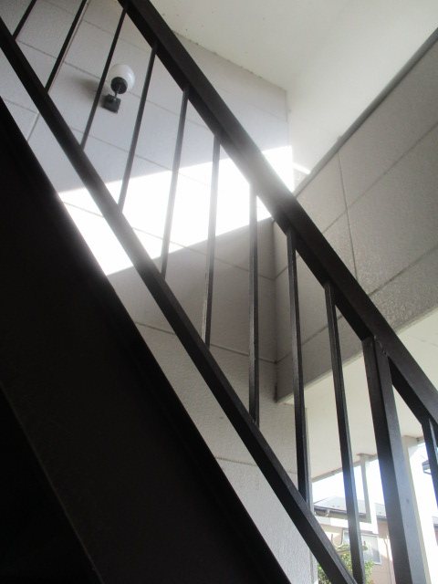 山梨県甲府市古上条町 エントランス