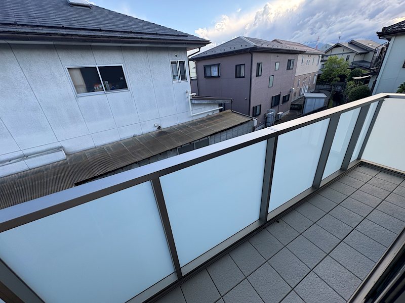 山梨県甲府市徳行１丁目 ベランダ