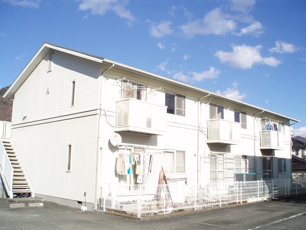 山梨県甲斐市牛句 外観