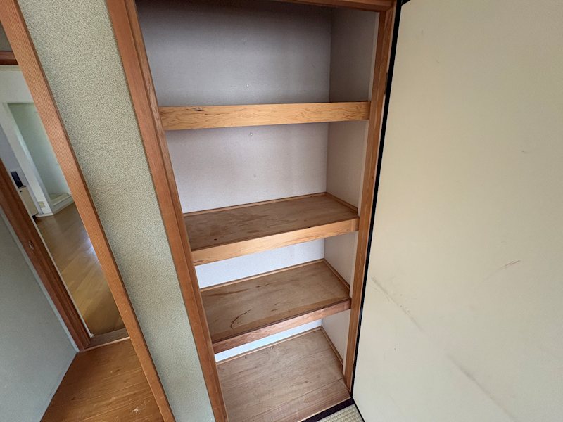 山梨県甲斐市牛句 収納