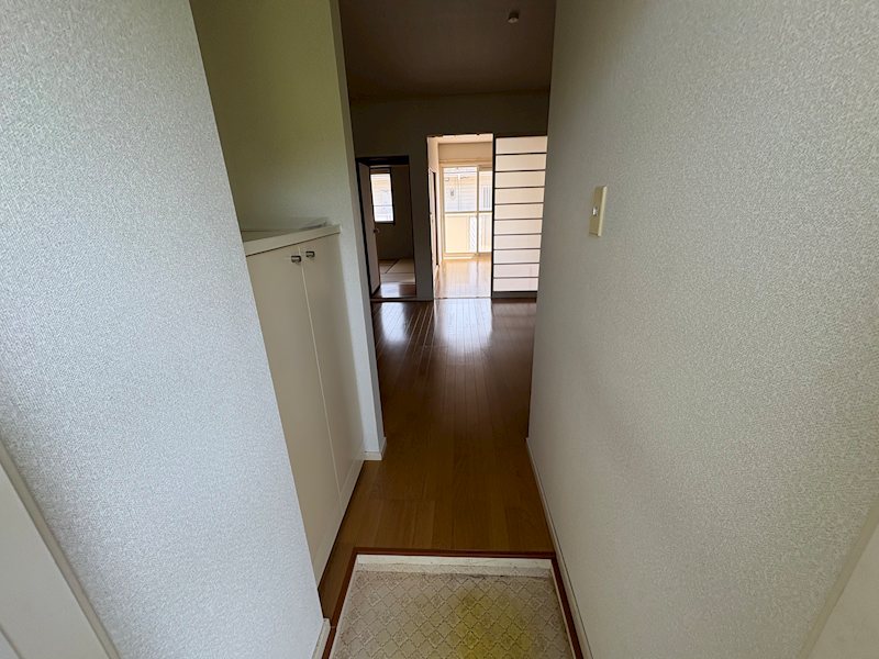 山梨県甲斐市牛句 玄関
