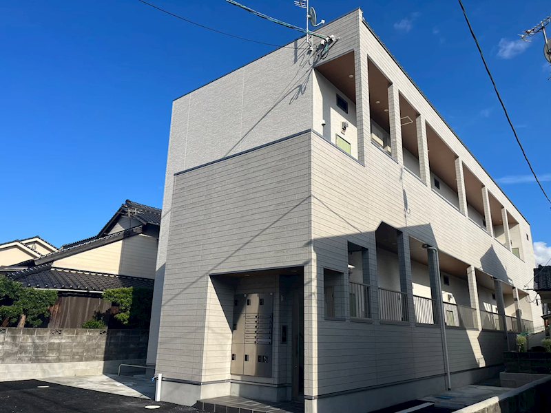 ADC熊本駅東マーレ 外観